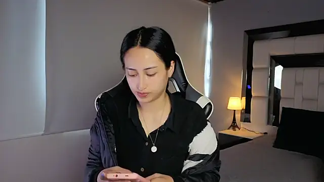 Adhara7 online show from April 2026 09:32:02 PM