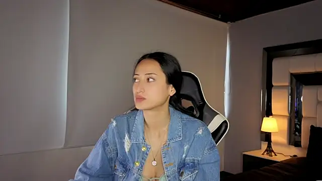 Adhara7 online show from April 2026 08:44:02 PM