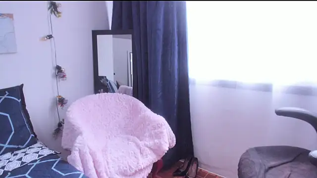 Snapshot of dacotag chatting on April 2026 07:09:01 PM dacotag online show from April 2026 07:09:01 PM