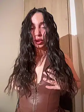 karinasantos  online show from March 2026 11:28:02 PM