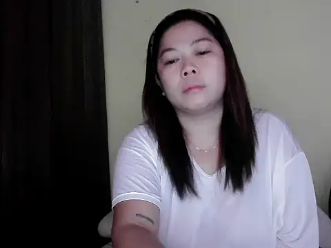 mimi15 online show from May 2026 11:17:01 PM