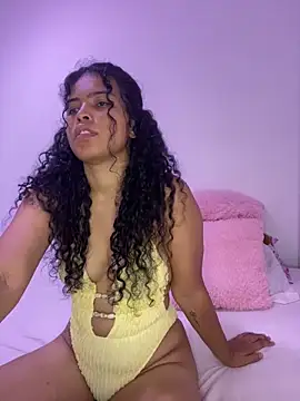 Snapshot of ms_ivanna chatting on June 2026 09:53:02 PM ms ivanna online show from June 2026 09:53:02 PM