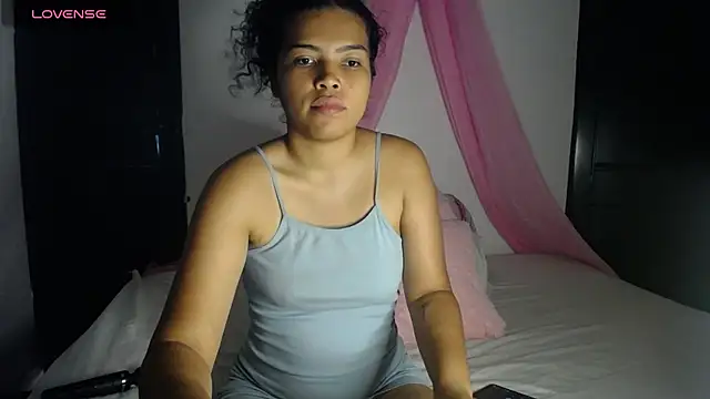 ms ivanna online show from April 2026 09:17:01 PM