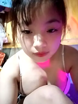 Snapshot of -DuSi- chatting on October 2025 03:51:02 AM -DuSi- online show from October 2025 03:51:02 AM