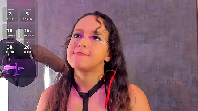 Snapshot of dalia_roses chatting on September 2025 01:33:01 AM dalia roses online show from September 2025 01:33:01 AM