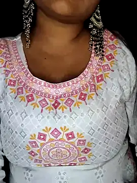 Snapshot of monika_555 chatting on November 2025 10:42:02 AM monika 555 online show from November 2025 10:42:02 AM