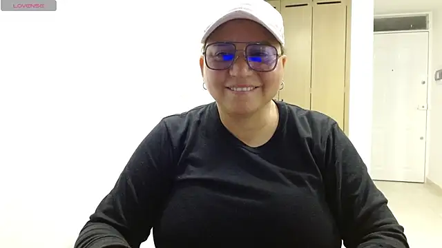 Snapshot of haashkyo chatting on June 2026 07:13:02 AM haashkyo online show from June 2026 07:13:02 AM