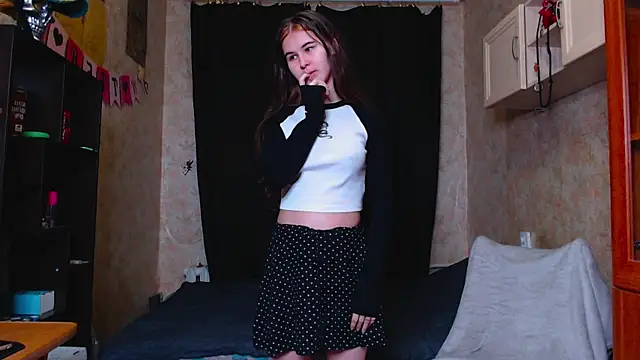 litle owl online show from September 2025 06:02:02 PM