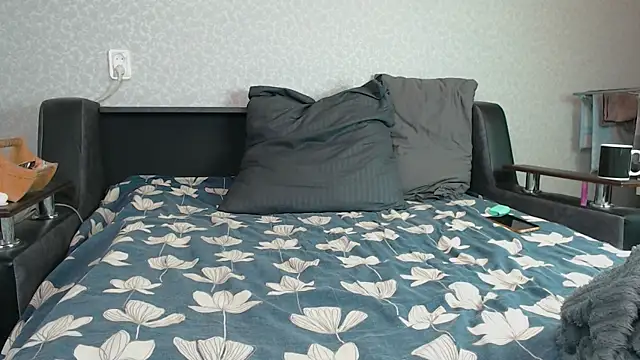 litle owl online show from May 2026 10:48:02 PM