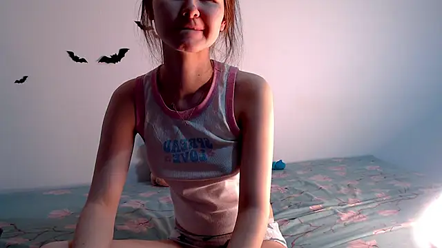 litle owl online show from October 2025 10:20:01 PM