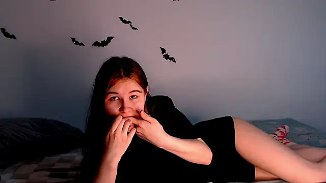 litle owl online show from October 2025 03:43:02 PM