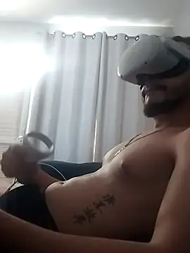 PIROCAO20 online show from October 2025 07:15:02 PM