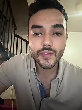 acmello83 online show from April 2026 05:49:02 PM