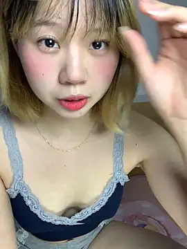 zhaomosheng125216 online show from November 2025 01:31:02 AM