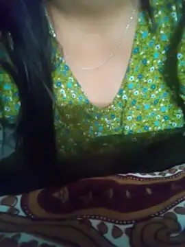 babyjunee12 online show from April 2026 04:21:01 PM