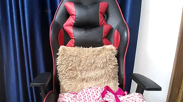 Snapshot of niya-cute chatting on October 2025 10:32:02 PM niya-cute online show from October 2025 10:32:02 PM