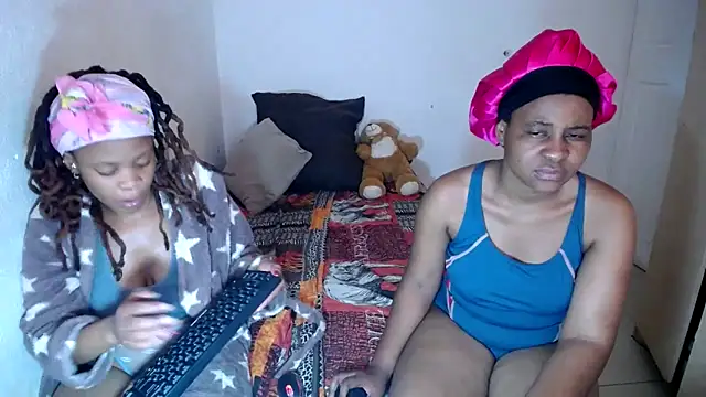 EbonyEssence online show from April 2026 12:39:01 PM