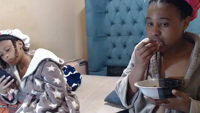 Snapshot of EbonyEssence chatting on May 2026 08:46:01 PM EbonyEssence online show from May 2026 08:46:01 PM