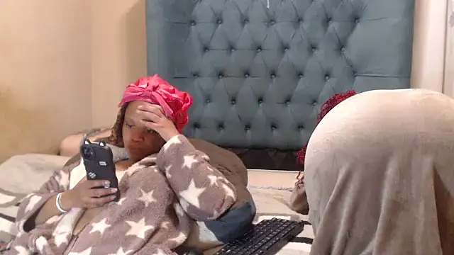 Snapshot of EbonyEssence chatting on May 2026 05:32:01 PM EbonyEssence online show from May 2026 05:32:01 PM