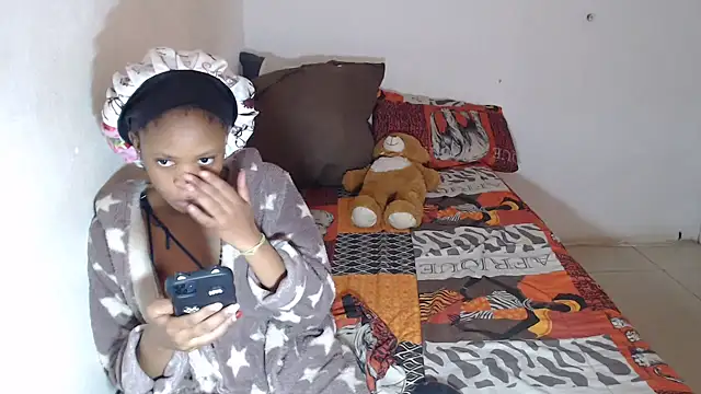 EssenceLovers online show from April 2026 09:46:02 AM