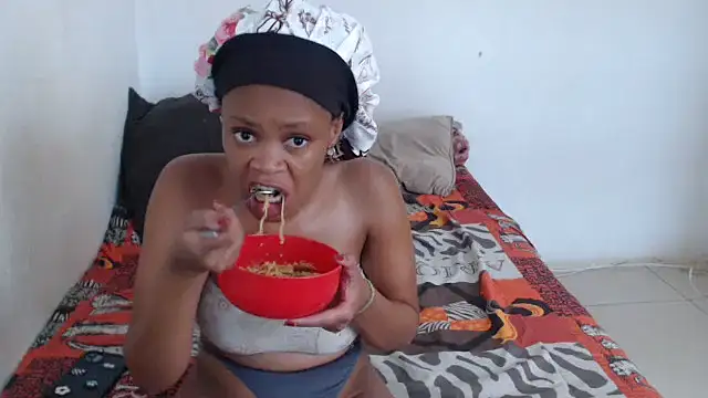 EssenceLovers online show from March 2026 10:10:02 AM