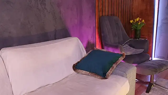 QueenMarX online show from April 2026 03:36:01 PM