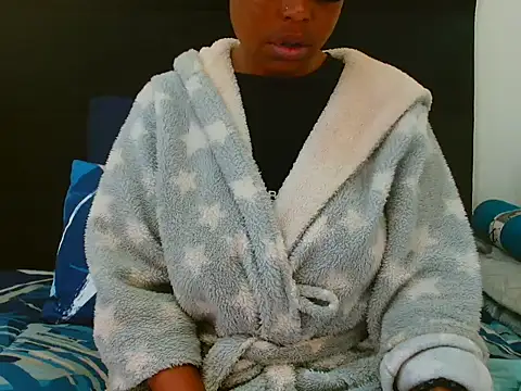 Snapshot of CreamySexyPussy chatting on September 2025 09:05:01 AM CreamySexyPussy online show from September 2025 09:05:01 AM