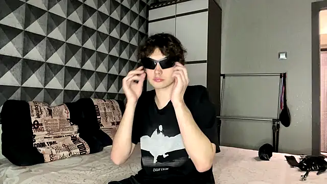 merycouple online show from February 2026 05:24:01 PM