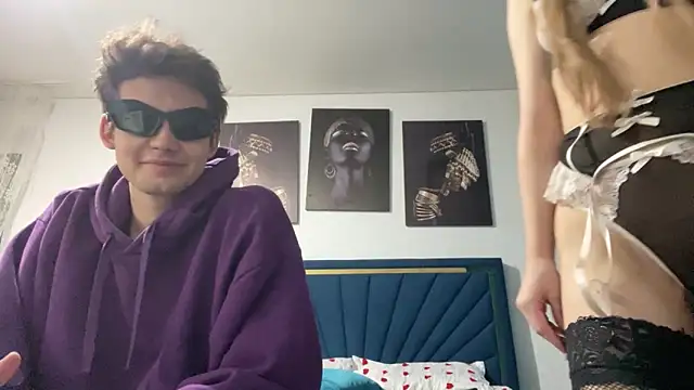 merycouple online show from December 2025 06:18:02 PM