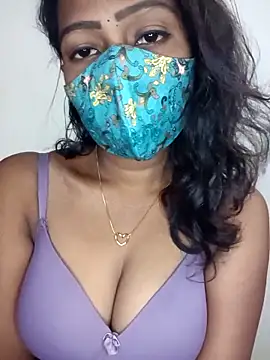 Snapshot of Tamil_kavinila chatting on December 2025 05:08:01 AM Tamil kavinila online show from December 2025 05:08:01 AM