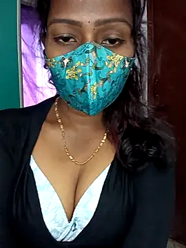 Snapshot of Tamil_kavinila chatting on October 2025 04:47:02 AM Tamil kavinila online show from October 2025 04:47:02 AM
