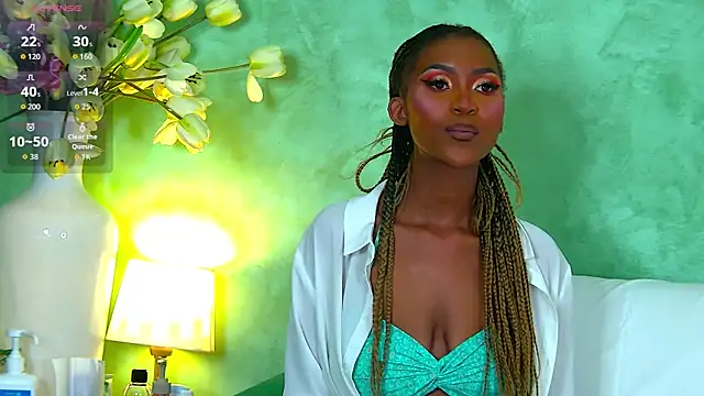 Snapshot of Izzie_Sugar chatting on September 2025 07:02:02 PM Izzie Sugar online show from September 2025 07:02:02 PM