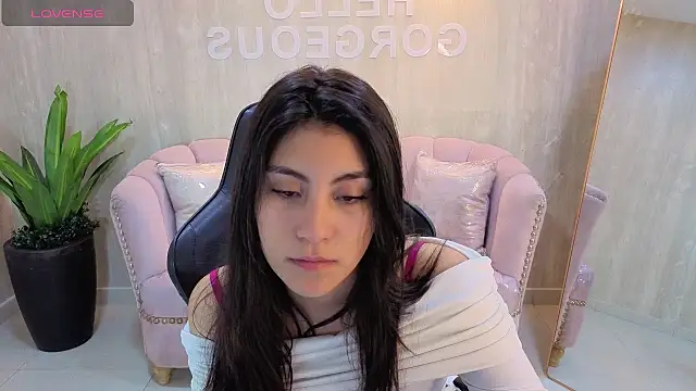 Zoe Blaze A online show from October 2025 12:28:01 PM