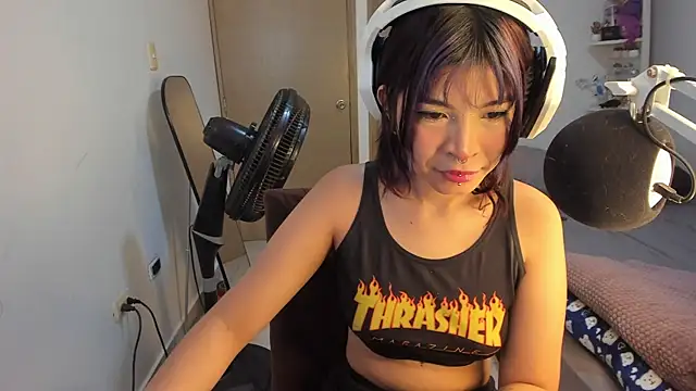 Kirachan98 online show from May 2026 06:00:02 PM