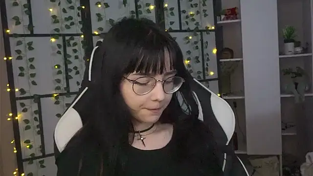 Snapshot of BereniceBattersby chatting on September 2025 08:36:02 PM BereniceBattersby online show from September 2025 08:36:02 PM