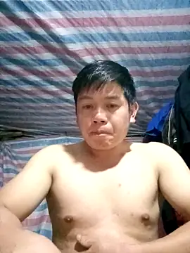 DungLuongg online show from March 2026 01:48:01 PM