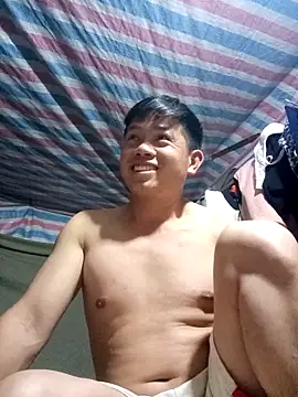 DungLuongg online show from February 2026 02:27:01 PM