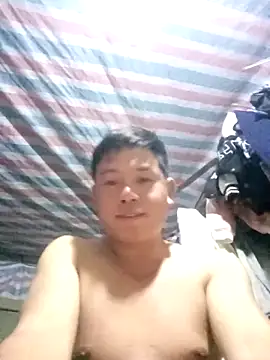 DungLuongg online show from February 2026 02:39:02 PM