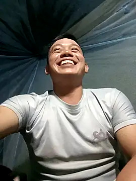 DungLuongg online show from September 2025 01:07:01 PM