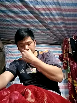 DungLuongg online show from March 2026 01:05:02 PM