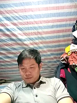 DungLuongg online show from March 2026 02:04:01 PM