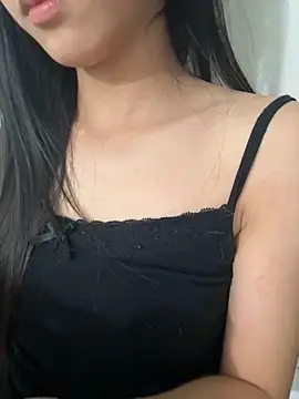 Snapshot of Desi_sara chatting on November 2025 03:17:02 PM Desi sara online show from November 2025 03:17:02 PM