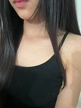 Snapshot of Desi_sara chatting on May 2026 04:22:01 AM Desi sara online show from May 2026 04:22:01 AM