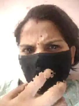 poojam93 online show from May 2026 04:23:02 PM