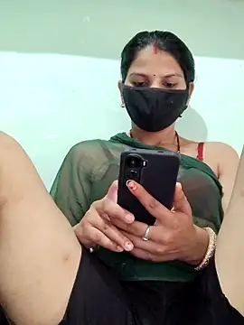 poojam93 online show from September 2025 01:06:01 AM