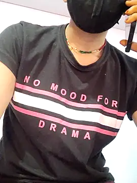 poojam93 online show from October 2025 02:41:02 AM