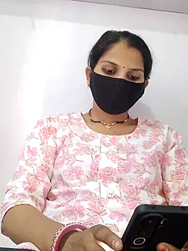 poojam93 online show from October 2025 08:59:01 AM