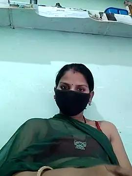 poojam93 online show from September 2025 10:48:01 AM