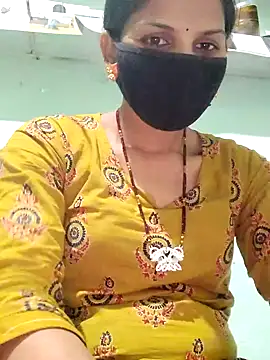 poojam93 online show from September 2025 02:49:01 PM