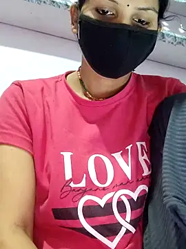 poojam93 online show from November 2025 01:42:02 AM